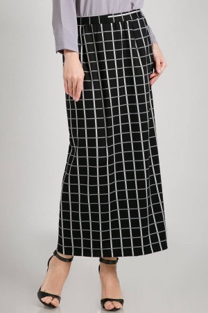 Reina Skirt